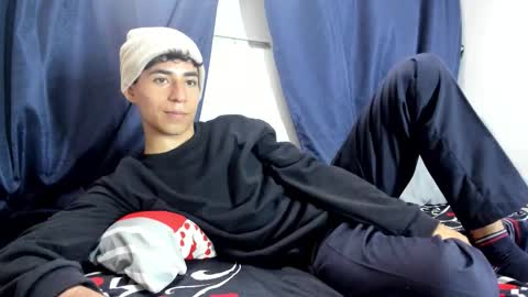 Snapshot of _fiore_ chatting on November 27, 2:19 pm jair eduardo online show from November 27, 2:19 pm