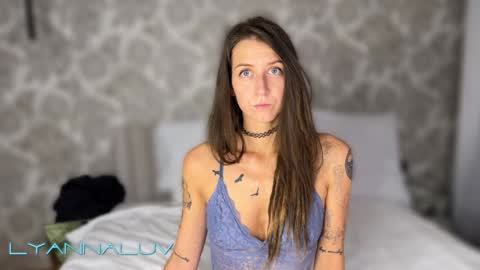 Snapshot of _fuckinparadise chatting on February 1, 11:06 pm Lyanna and Derek online show from February 1, 11:06 pm