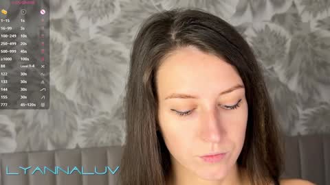 Snapshot of _fuckinparadise chatting on February 6, 10:43 pm Lyanna and Derek online show from February 6, 10:43 pm