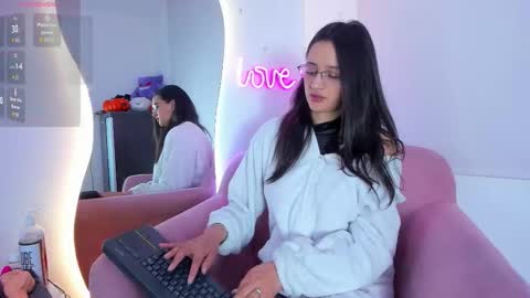 Gabby online show from September 17, 12:07 pm