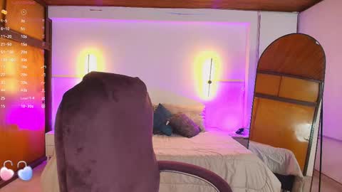 Snapshot of _gaby1 chatting on February 24, 1:02 am Juliana Gaby Kloe online show from February 24, 1:02 am
