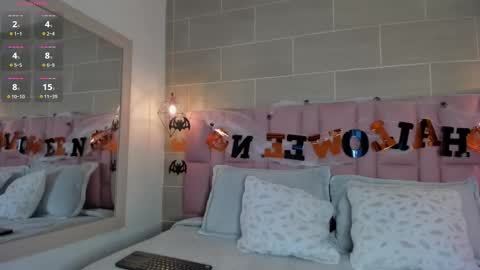 _gia_rose online show from October 17, 5:37 pm