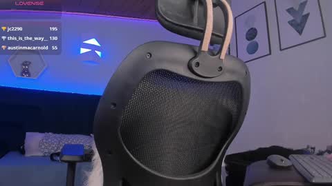 Gia Rose online show from February 18, 8:36 pm