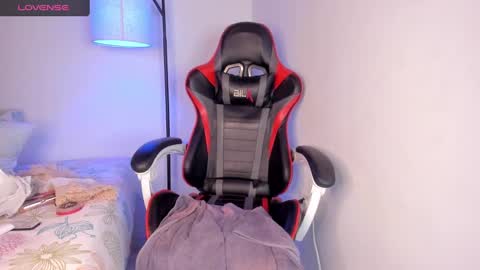 Snapshot of _giovaa_ chatting on January 25, 11:00 pm G I O V A online show from January 25, 11:00 pm