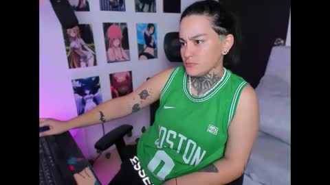 LEEP  online show from November 24, 11:04 pm