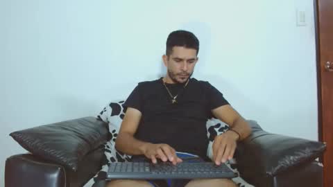 _grasshopper online show from March 2, 2:14 am