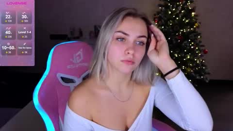 _gravity online show from December 18, 9:21 pm