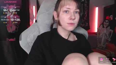 Tori online show from November 7, 10:04 am