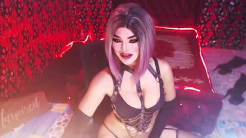 Snapshot of _hailyourqueenx chatting on December 2, 10:12 pm GoDDess Chloe online show from December 2, 10:12 pm