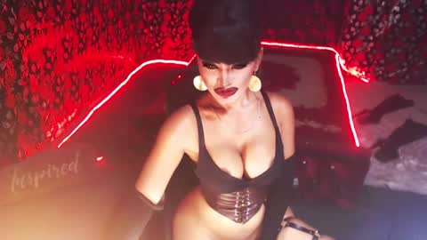 Snapshot of _hailyourqueenx chatting on December 21, 1:15 am GoDDess Chloe online show from December 21, 1:15 am