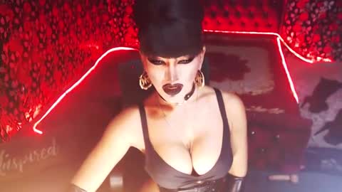 Snapshot of _hailyourqueenx chatting on December 29, 3:11 am GoDDess Chloe online show from December 29, 3:11 am