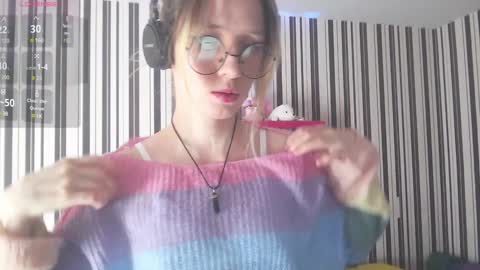 Hannaolotl online show from December 19, 8:23 am