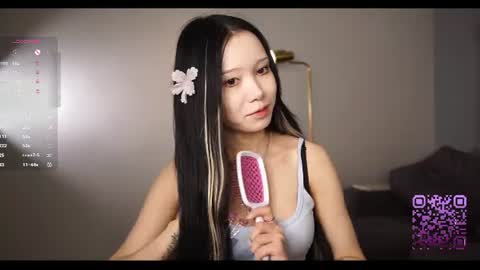 you Mia online show from June 19, 5:06 pm