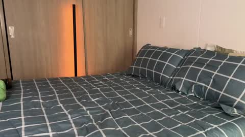 Snapshot of _irene97 chatting on February 28, 1:47 am Irene online show from February 28, 1:47 am