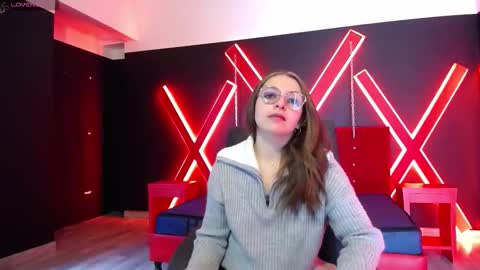 Isa online show from November 8, 5:01 pm