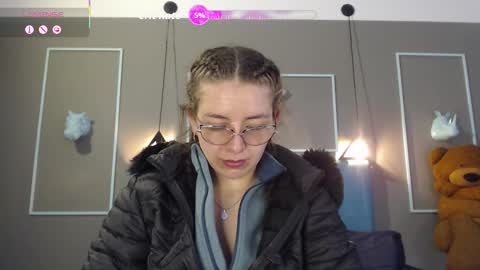 Snapshot of _isaabellaa chatting on February 1, 12:04 pm Isa online show from February 1, 12:04 pm