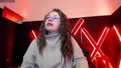 Snapshot of _isaabellaa chatting on February 23, 12:24 pm Isa online show from February 23, 12:24 pm