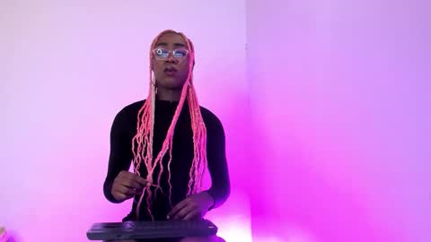 Brit  online show from November 28, 10:45 pm