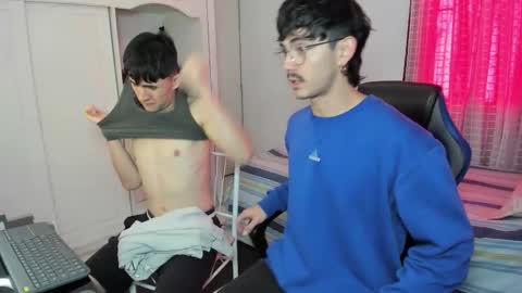 James online show from November 1, 9:50 pm