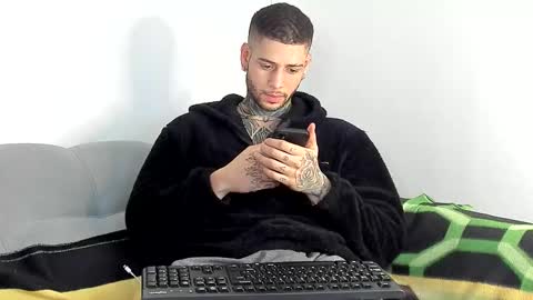 jeison online show from November 28, 12:52 pm