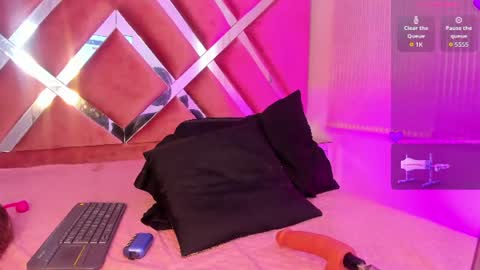 Snapshot of _jasmine_blush chatting on June 27, 12:22 pm Jasmine online show from June 27, 12:22 pm