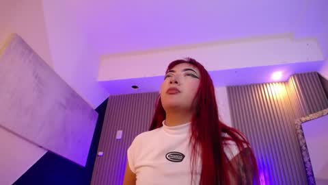 Mia online show from January 16, 6:59 pm