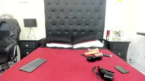 _johnson_alana online show from November 26, 12:28 pm