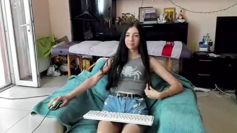 JOJO online show from July 31, 8:03 am