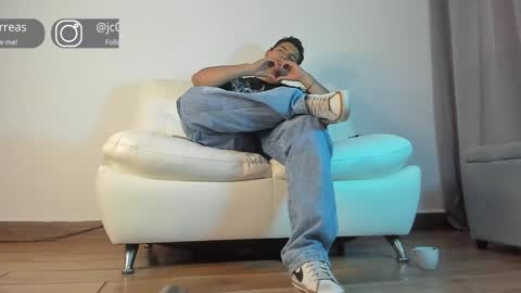 _juanes__ online show from January 5, 9:57 pm