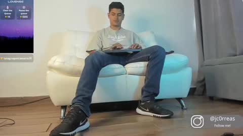 _juanes__ online show from February 17, 8:47 pm