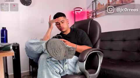 _juanes__ online show from November 12, 9:03 pm