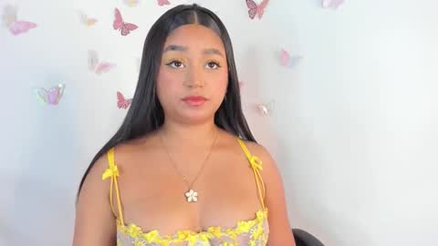 Snapshot of _julisweet_ chatting on February 16, 3:24 am _julisweet_ online show from February 16, 3:24 am