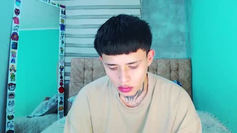 mod online show from November 26, 3:29 am