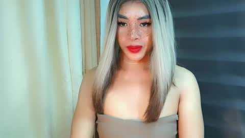 Snapshot of _karie_ chatting on April 30, 11:31 pm _karie_ online show from April 30, 11:31 pm
