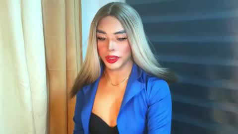 Snapshot of _karie_ chatting on May 6, 5:40 pm _karie_ online show from May 6, 5:40 pm