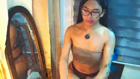 Snapshot of _karie_ chatting on May 10, 3:28 pm _karie_ online show from May 10, 3:28 pm