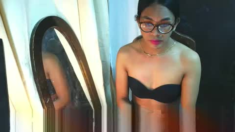 Snapshot of _karie_ chatting on May 28, 3:04 am _karie_ online show from May 28, 3:04 am