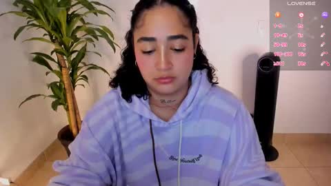     online show from December 1, 8:47 pm