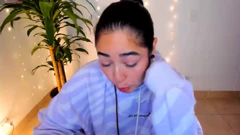     online show from February 21, 9:10 am