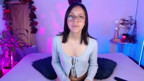 Snapshot of _kathy_and_myke chatting on December 2, 12:41 am Kathy and Myke online show from December 2, 12:41 am