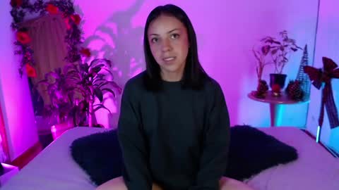 Snapshot of _kathy_and_myke chatting on December 13, 6:10 am Kathy and Myke online show from December 13, 6:10 am