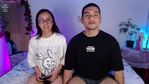 Snapshot of _kathy_and_myke chatting on January 17, 1:04 am Kathy and Myke online show from January 17, 1:04 am