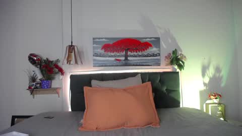 kathy online show from January 13, 1:28 pm