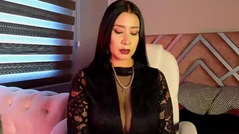 kelly online show from February 17, 3:42 pm