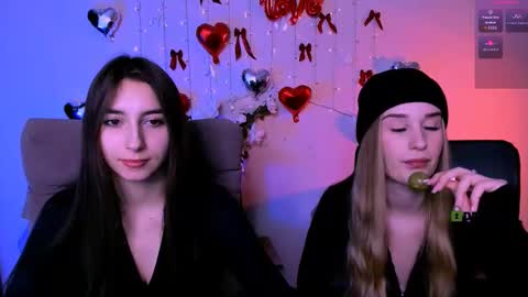 _kellykitten_ online show from February 27, 9:42 am