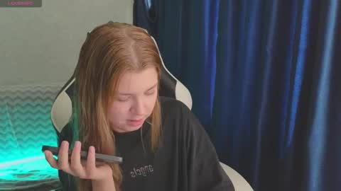 Molly   Emily online show from September 18, 9:55 am