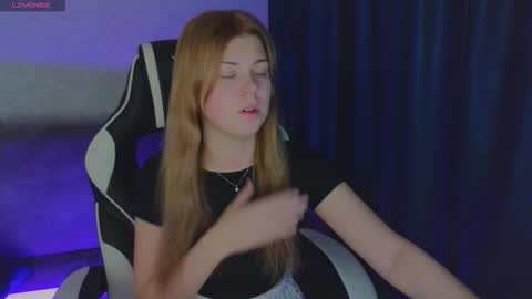 Molly   Emily online show from October 5, 2:26 pm