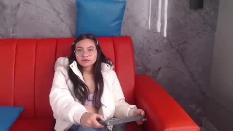 Jalina online show from December 2, 2:12 pm