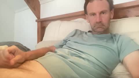 Kiwi online show from March 2, 11:33 pm