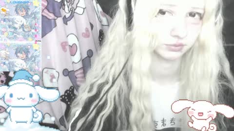 Snapshot of _kuroneeko_ chatting on January 17, 5:19 pm  kuro  online show from January 17, 5:19 pm